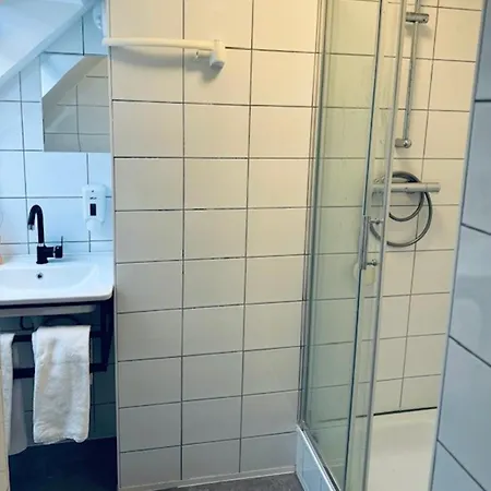 Charlton Szálloda 3*