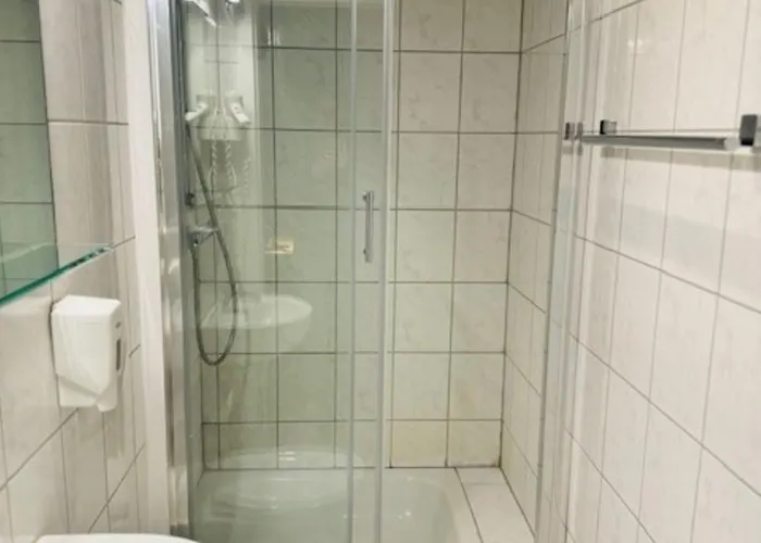 Charlton Отель 3*